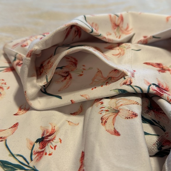 Fabletics Define PowerHold High-Waisted 7/8 leggings - Picture 3 of 4